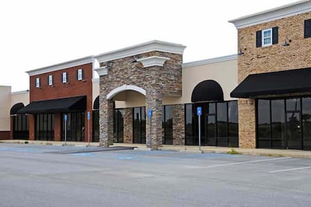 5 Surfaces That Benefit Most from Commercial Pressure Washing