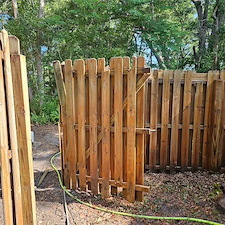 Expert-Wood-Fence-Cleaning-Restoration-Completed-in-DeLand-FL 0
