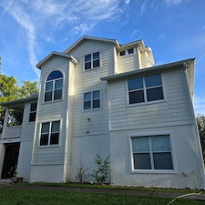 Residential-House-Washing-in-Deltona-FL-Soft-Wash-Exterior-Cleaning 3