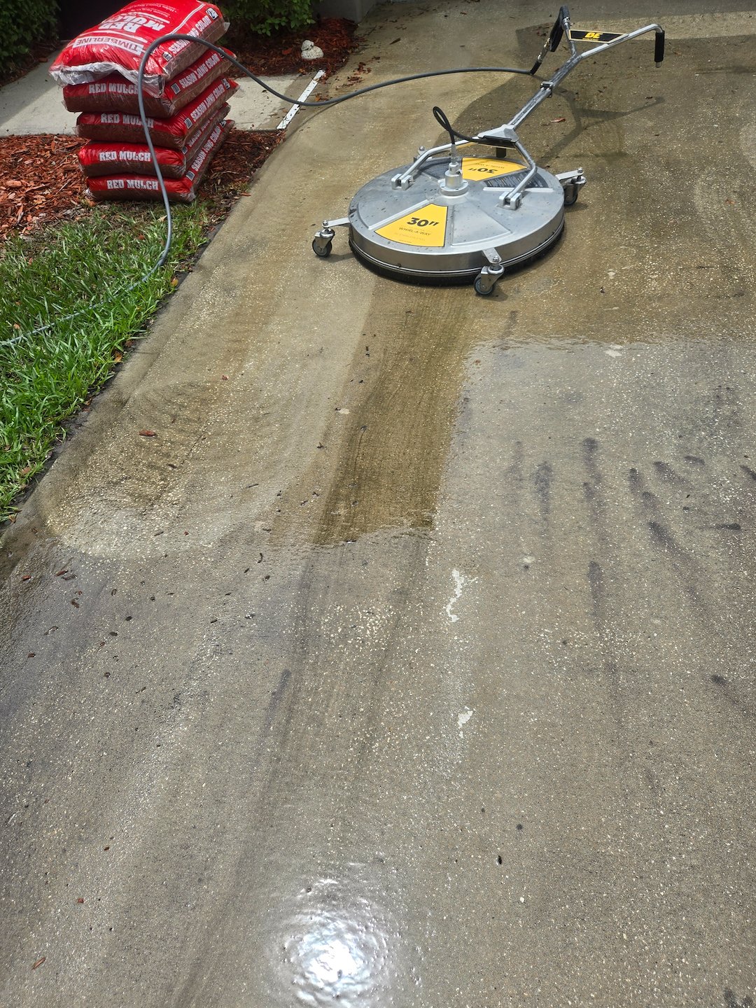 Top Quality Driveway Pressure Washing in Port Orange, FL