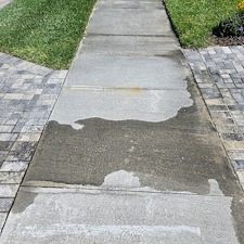 Top-Quality-House-Wash-and-Paver-Driveway-Cleaning-Performed-in-Daytona-Beach-FL 1